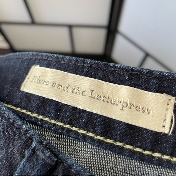 [31] Pilcro & Letterpress Superscript Hi Rise Flare Leg Dark Wash Denim Jean - Picture 16 of 16